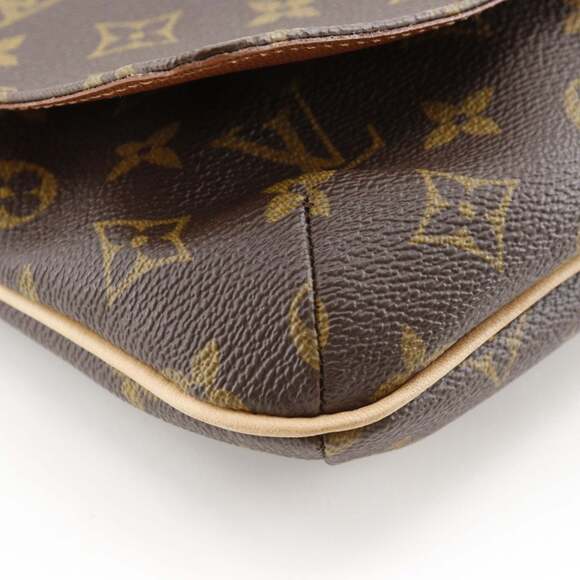 LOUIS VUITTON Authentic Brown Monogram Canvas Shoulder Bag - Picture 4 of 11